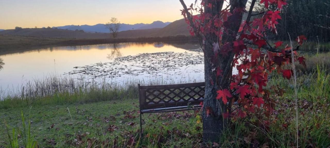 J&B Lodge Underberg Buitenkant foto