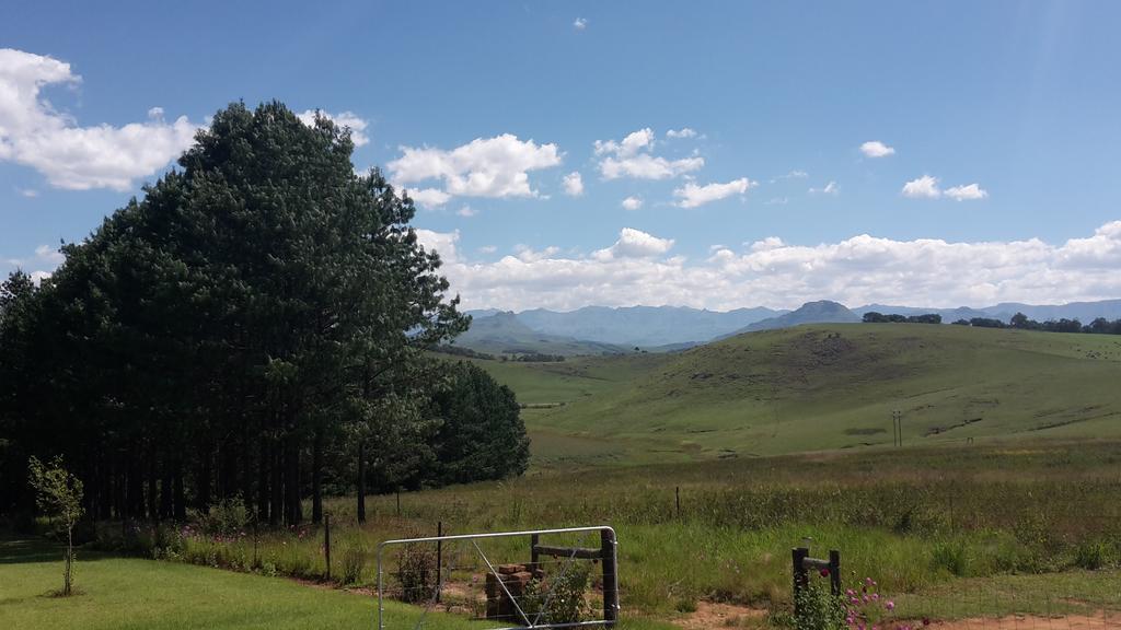 J&B Lodge Underberg Buitenkant foto